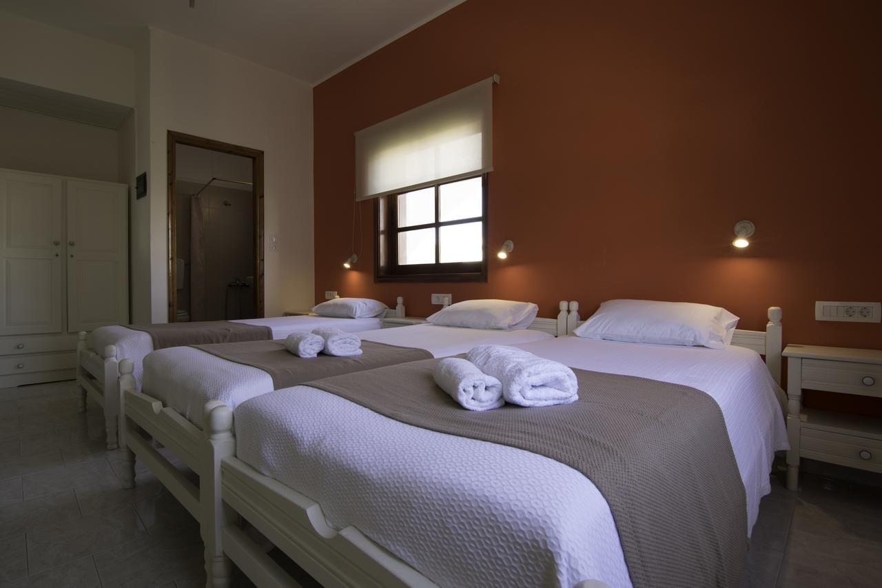 Niki Rooms Palaiochora Zewnętrze zdjęcie