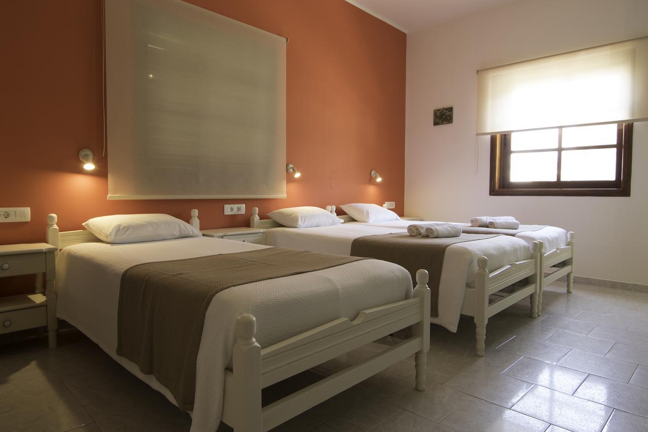 Niki Rooms Palaiochora Zewnętrze zdjęcie
